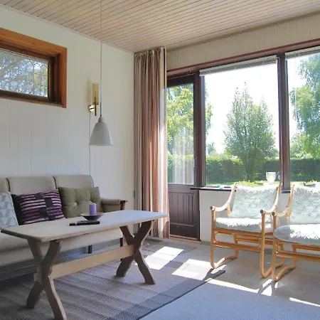 Three-bedroom Holiday In Feriehus