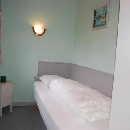 Three-bedroom Holiday In Hejls