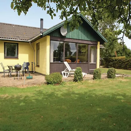 Three-bedroom Holiday In